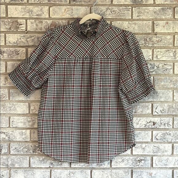 LOFT Plaid Blouse - Black, White, Red, Smocked Ruffle Neck Seersucker - M - Picture 1 of 6
